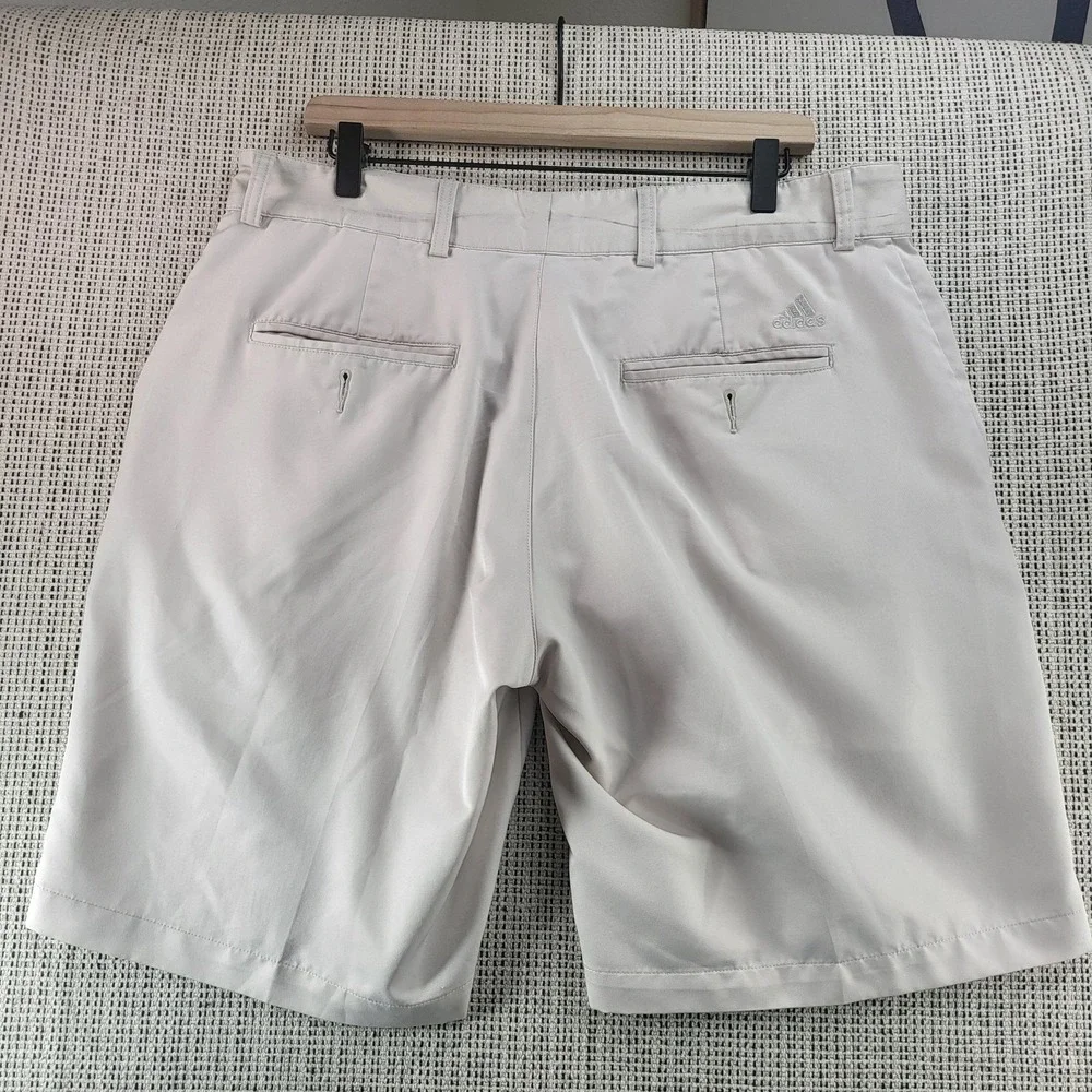 Adidas Shorts Mens‎ 34 Beige Climalite Golf Performance Polyester Flat Front